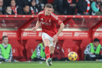 星空曼联中场重建欧冠资格或成关键门票